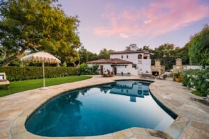 Casa residencial con alberca jumbo en Puebla